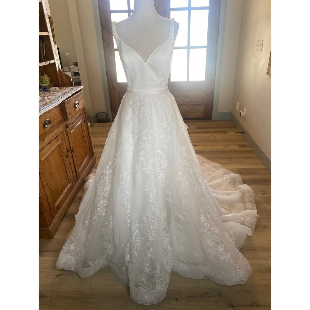 Morilee Madeline Gardner Wedding Dress A-Line Lace Satin V-Neck Open Back NWT 4